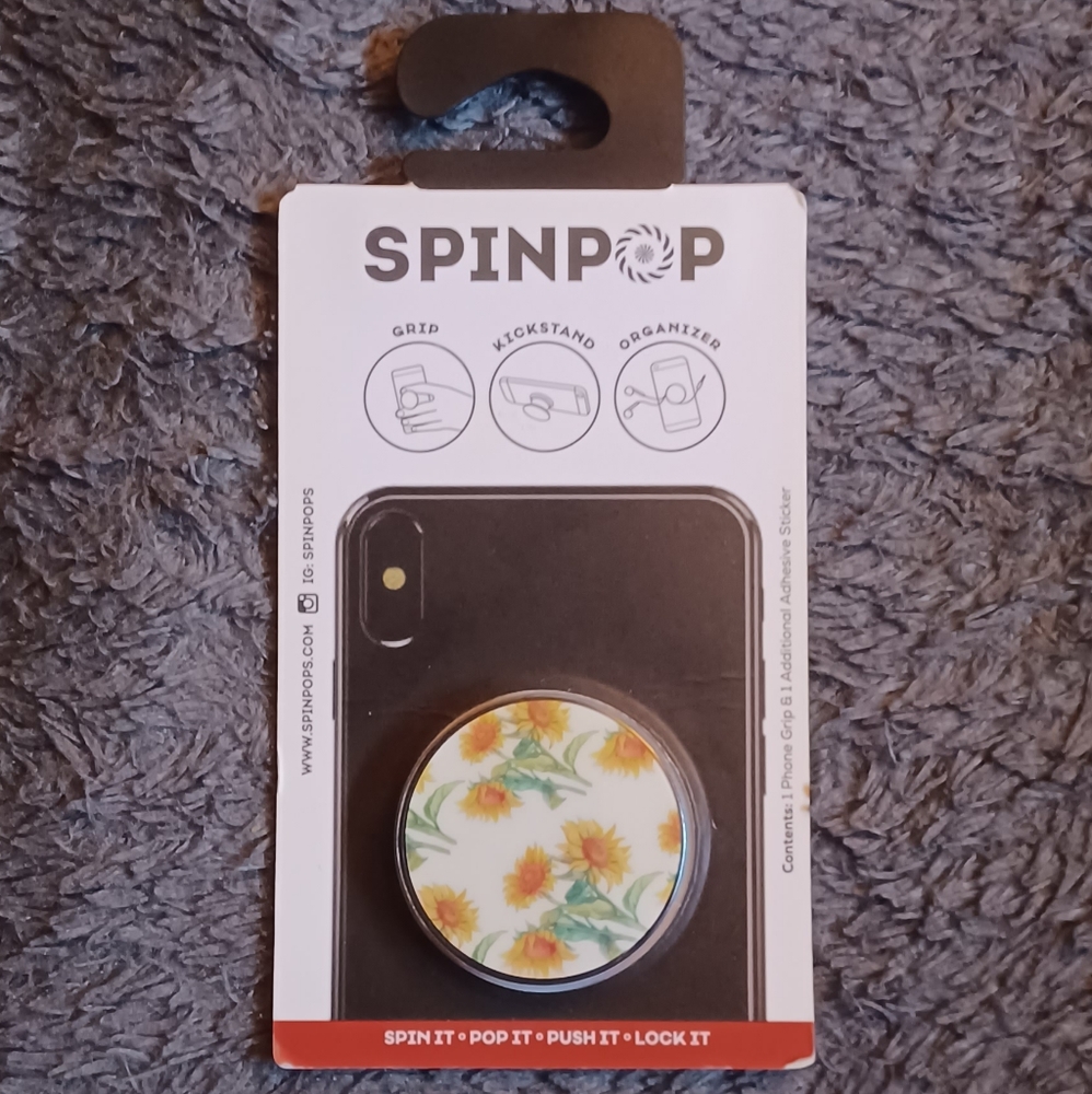 Pop socket/phone stand